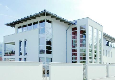 Depuis ses d&eacute;buts, TIVOLUX &laquo;PRO&raquo; a associ&eacute; son succ&egrave;s et sa renomm&eacute;e &agrave; ceux de K&ouml;mmerling, l'extrudeur allemand de tout premier plan