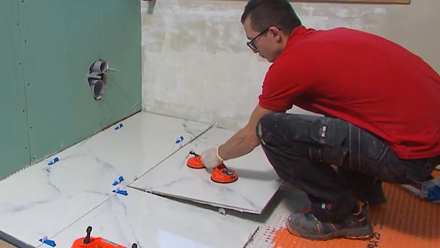 nivelleersysteem carreaux sur bois