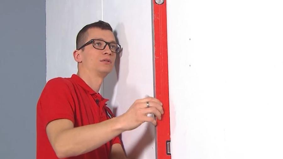 voorbereiding valse wand plaatsen