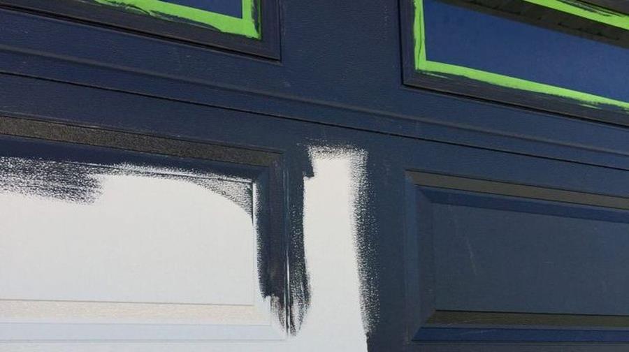 verven garagepoort opfrissen