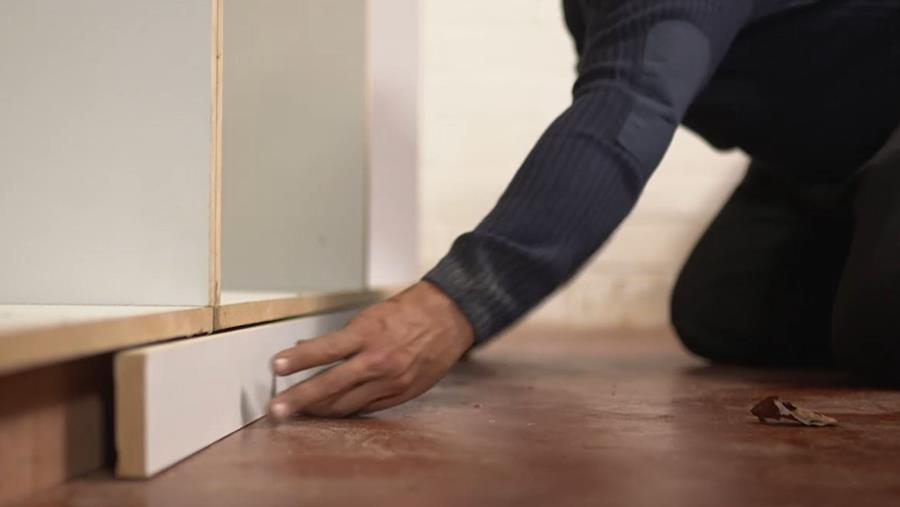 plint mur rangement garage