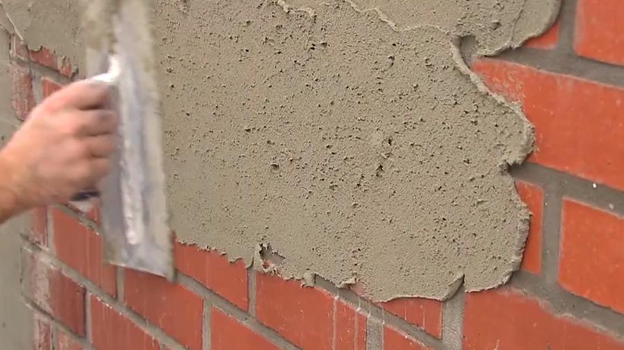 aanbrengen chauler une façade