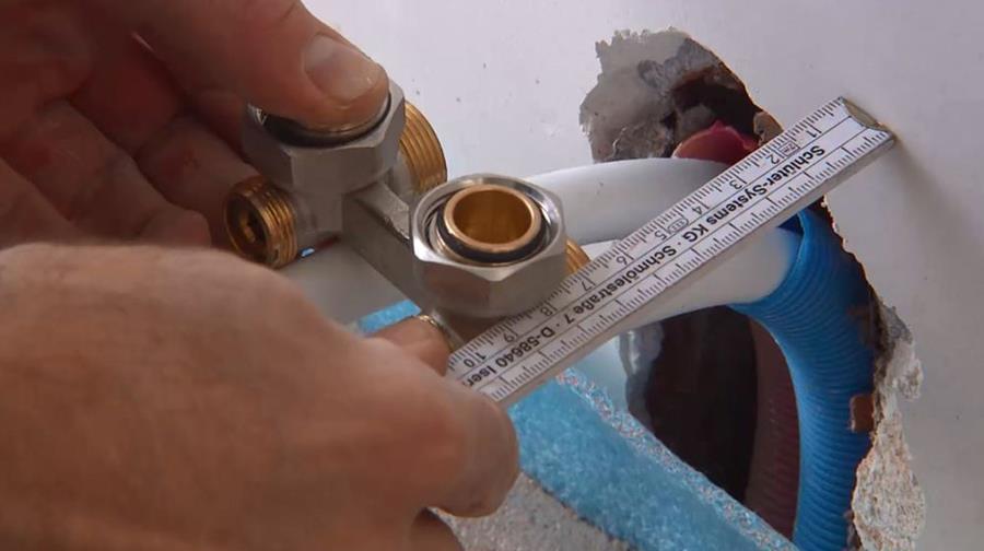 3. onderblok radiator zelf plaatsen