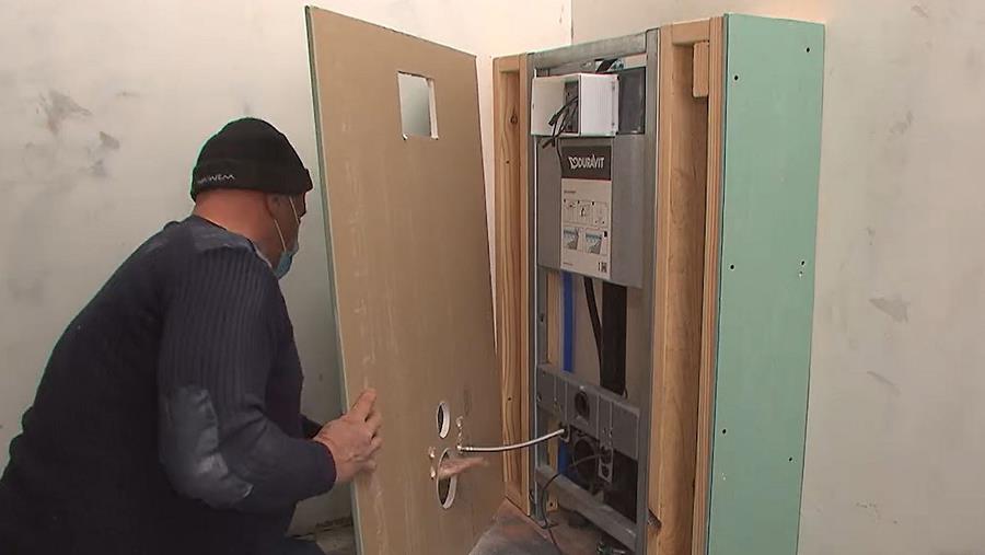 Panelen omkasting DOUCHETOILET 