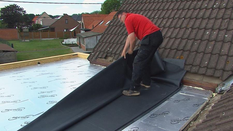 ontvouwen EPDM DAKBEDEKKING