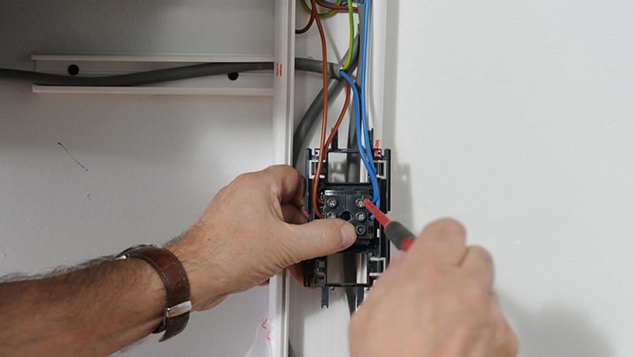 aarding kabelgoten plaatsen elektriciteit