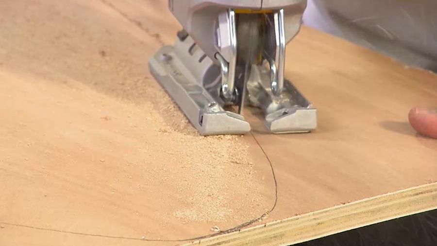 bochten DECOUPEERZAAG GEBRUIKEN