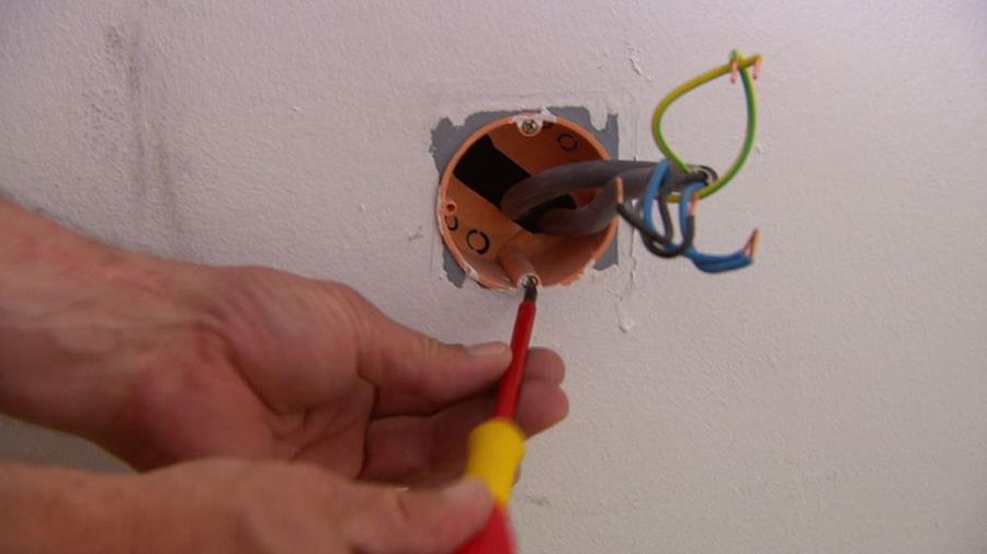 inbouwdoosjes Stopcontact verplaatsen