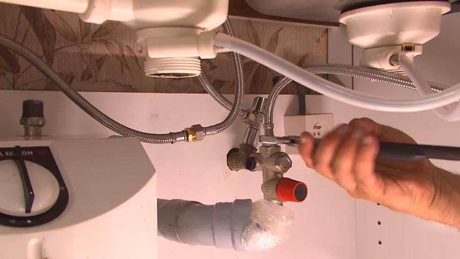 aansluiting aanvoer en boiler