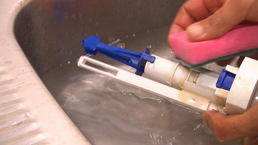 resterende onderdelen wassen met azijn