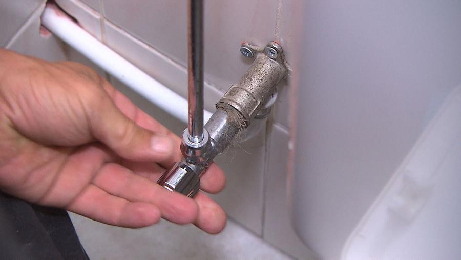 Stopkraan kwartslag terugdraaien