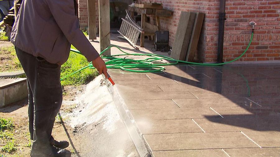 voegzand schoonspoelen water