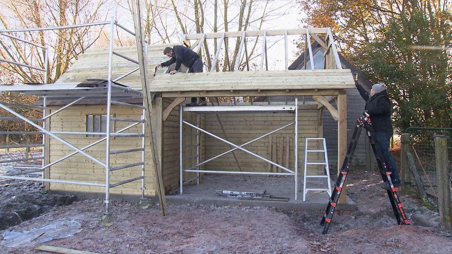 dak hoofdbouw dichtmaken