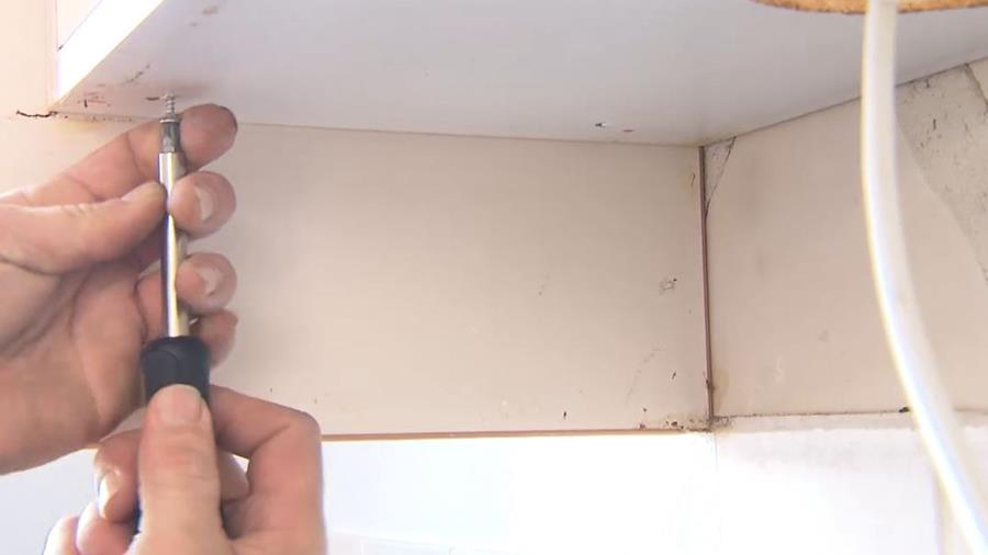 voorboren voor nieuwe dampkap