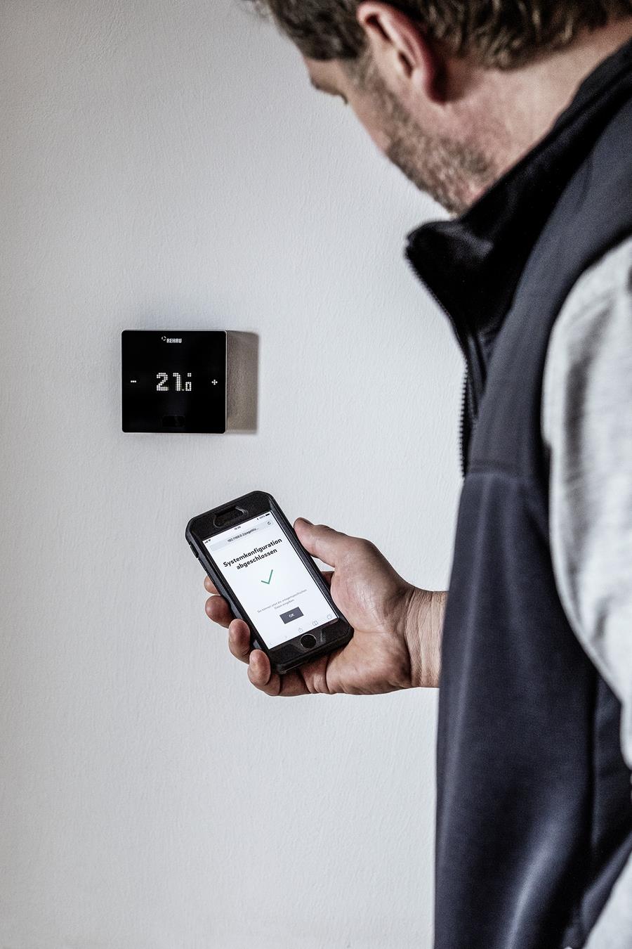 rehau inregeling vloerverwarming