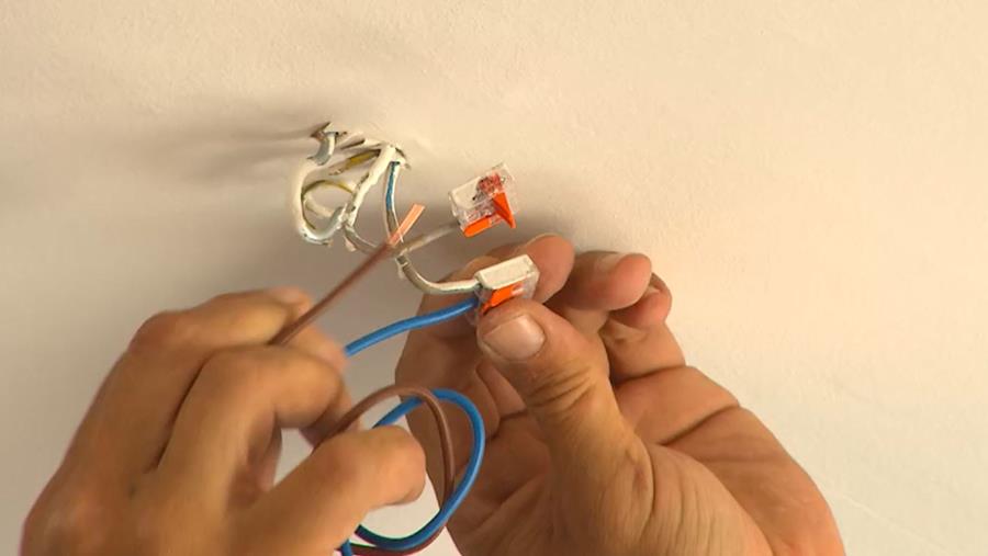 voorlopige lamp aansluiten