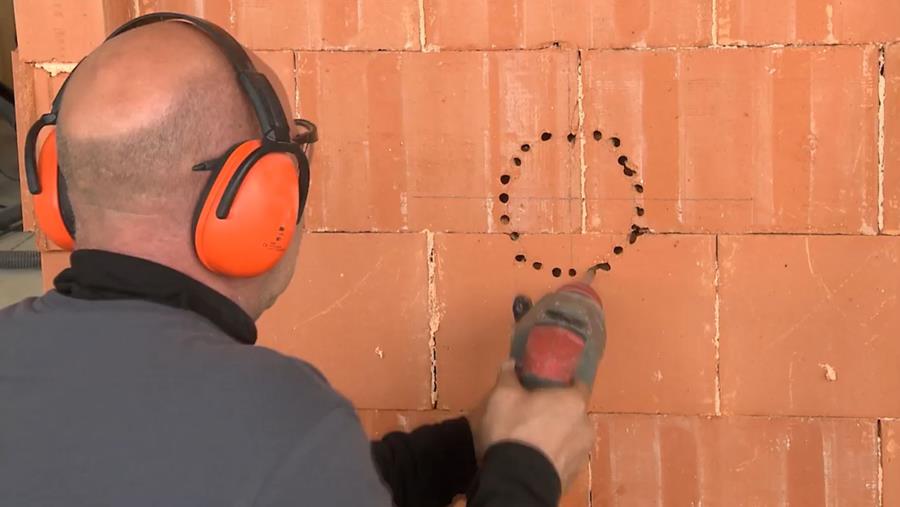 gat maken buitenmuur 1