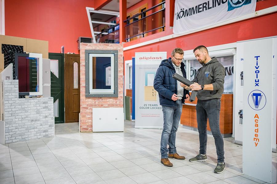 TIVOLUX PRO partenaire de confiance pour les portes et fenêtres