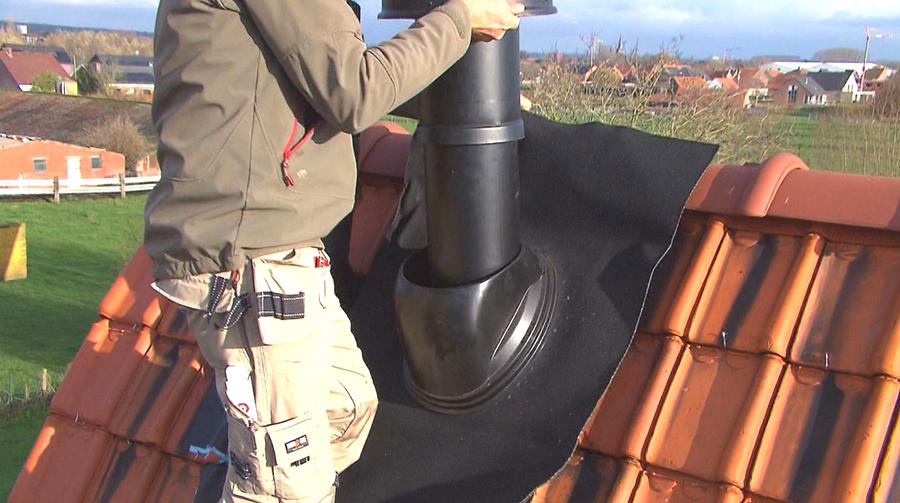 afvoerkanaal wordt geplaatst