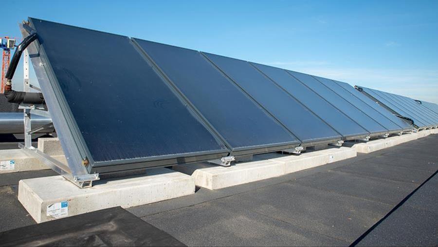 plaats zonneboilerinstallatie