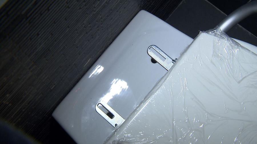 toiletverhoger plaatsen 3