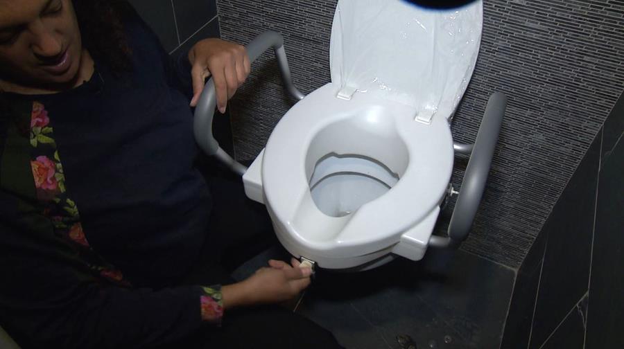 toiletverhoger plaatsen 5