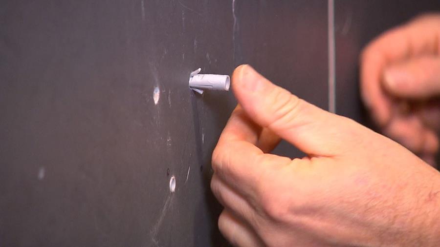 steun aan de muur 3