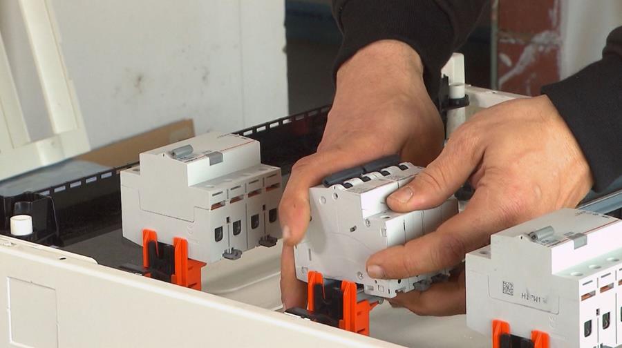 eerst automaten vastklikken