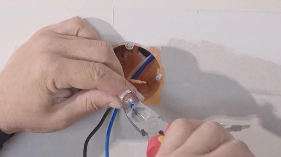 thermostaat aansluiten 1