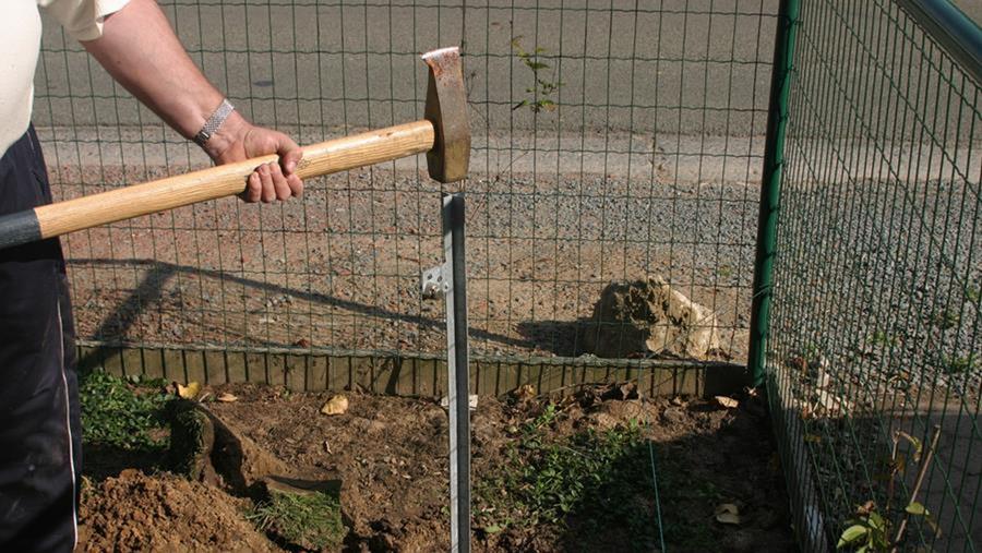 aardingspinnen aanbrengen