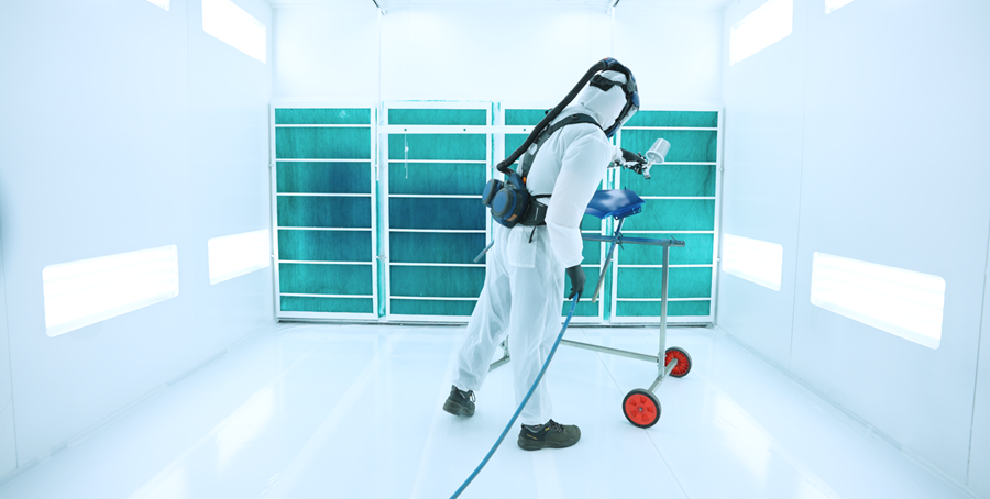 De Colad PU-gecoate Nylon Spuitoverall combineert maximale bescherming met optimaal draagcomfort
