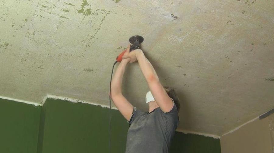 schuren plafondrenovatie