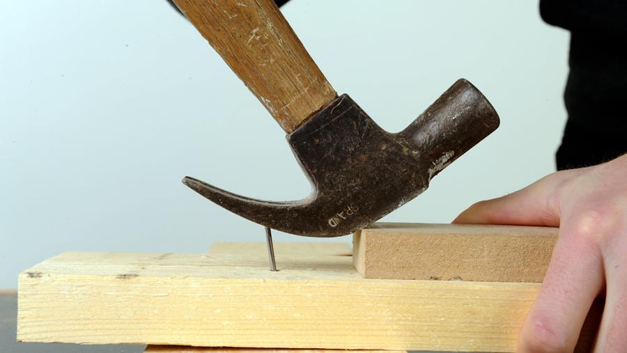 afvalhout astuces pour clouer