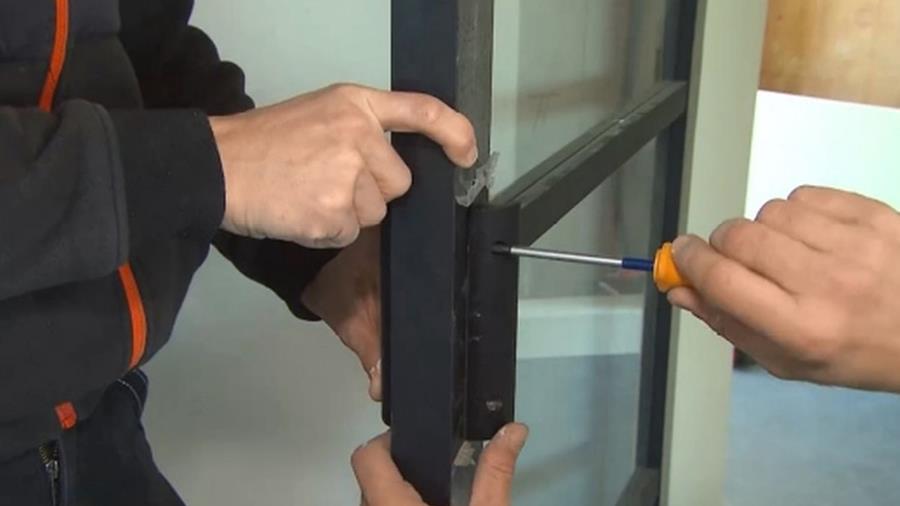 handgreep poser porte intérieure