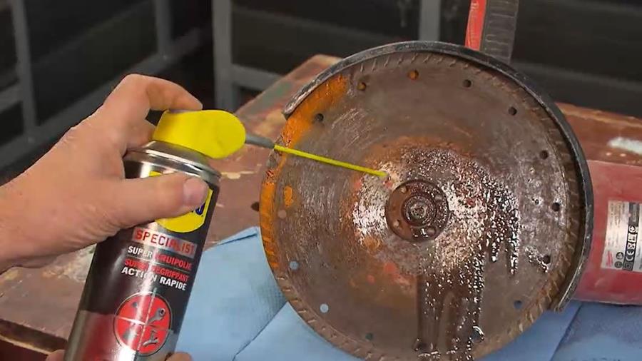 kruipolie Comment choisir le bon lubrifiant?